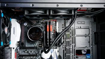 Thermaltake View 71 Tempered Glass