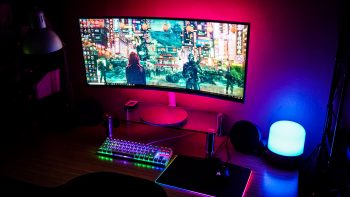 WiZ Colors Hero Smart Lamp