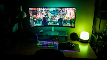 WiZ Colors Hero Smart Lamp