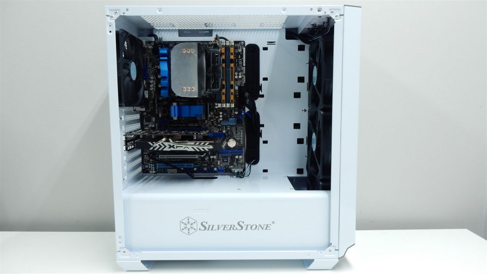 SilverStone PM02 27 Large