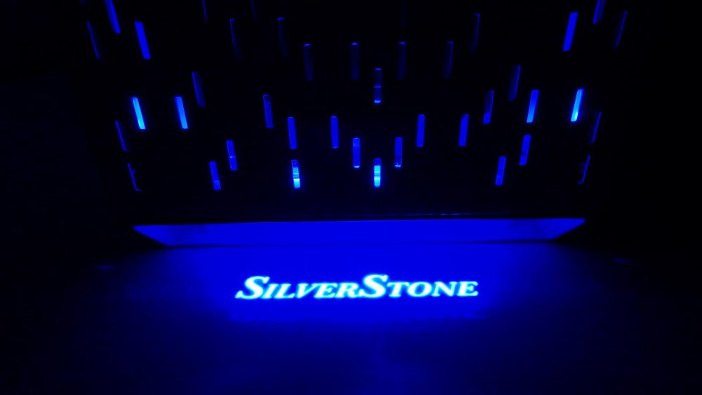 SilverStone PM02 32 Large
