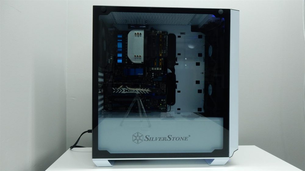 SilverStone PM02 33 Large