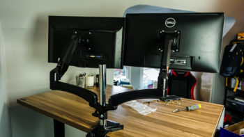 Arctic Z2-3D Dual Monitor Arm