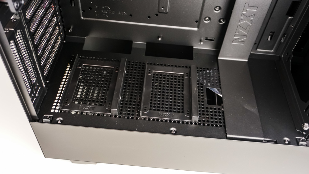 NZXT H500i