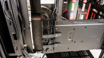 NZXT H500i