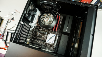 NZXT H500i