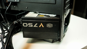 NZXT H500i