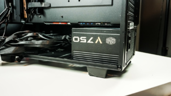 NZXT H500i