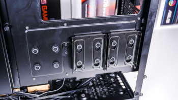 MetallicGear Neo Case