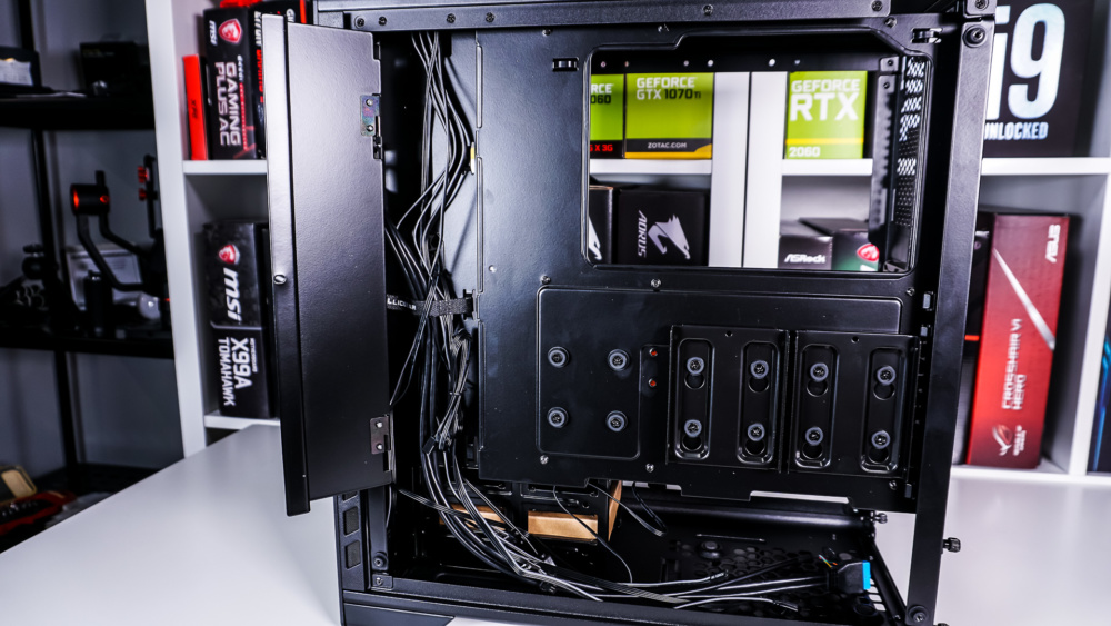 MetallicGear Neo Case