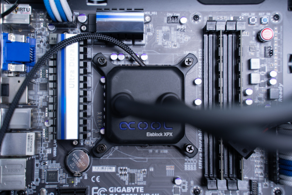 Alphacool Eisbaer Extreme - Black Edition