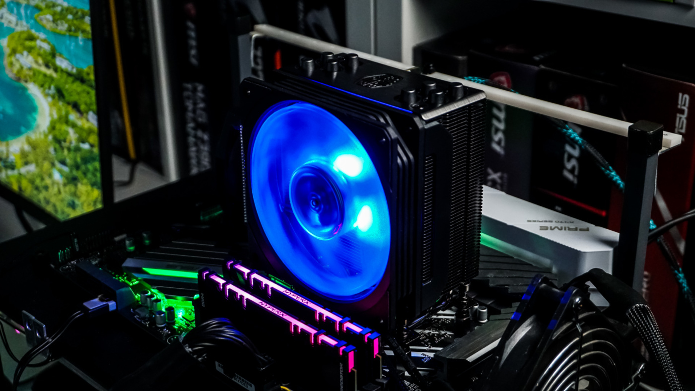 Cooler Master Hyper 212 RGB Black Edition CPU Cooler