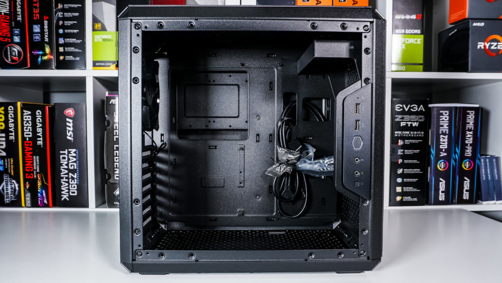 Cooler Master MasterBox Q500L Case