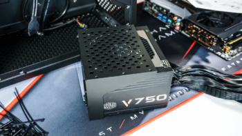 Cooler Master MasterBox Q500L Case