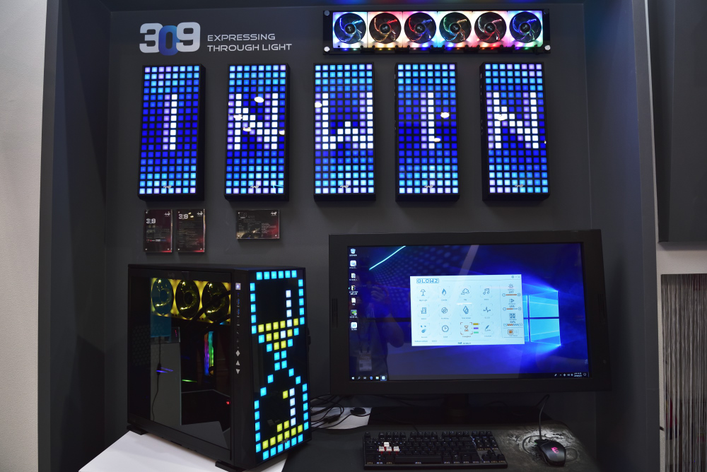 COMPUTEX 2019 InWin 15