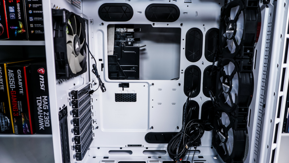 Corsair Crystal Series 680X RGB Case