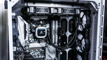 Corsair Crystal Series 680X RGB Case