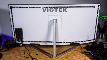 NZXT HUE 2 Ambient RGB Lighting Kit