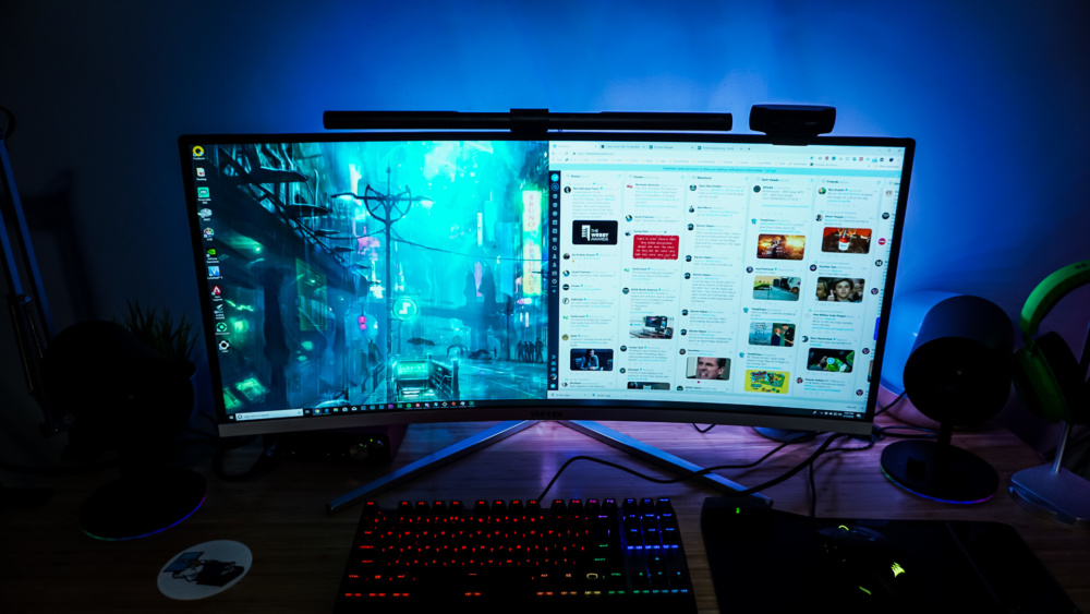 NZXT HUE 2 Ambient RGB Lighting Kit