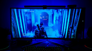 NZXT HUE 2 Ambient RGB Lighting Kit