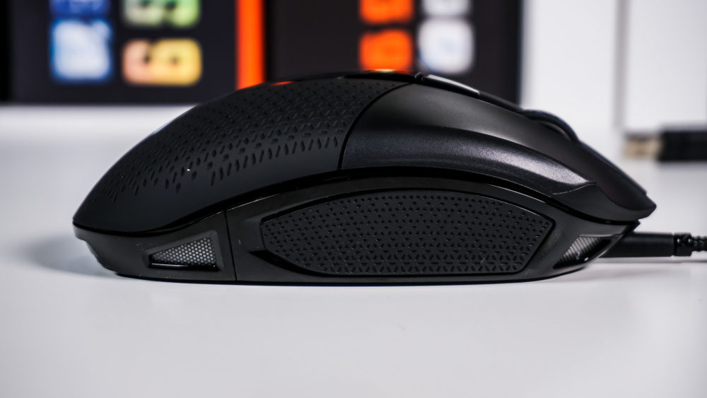 Corsair NIGHTSWORD RGB Gaming Mouse