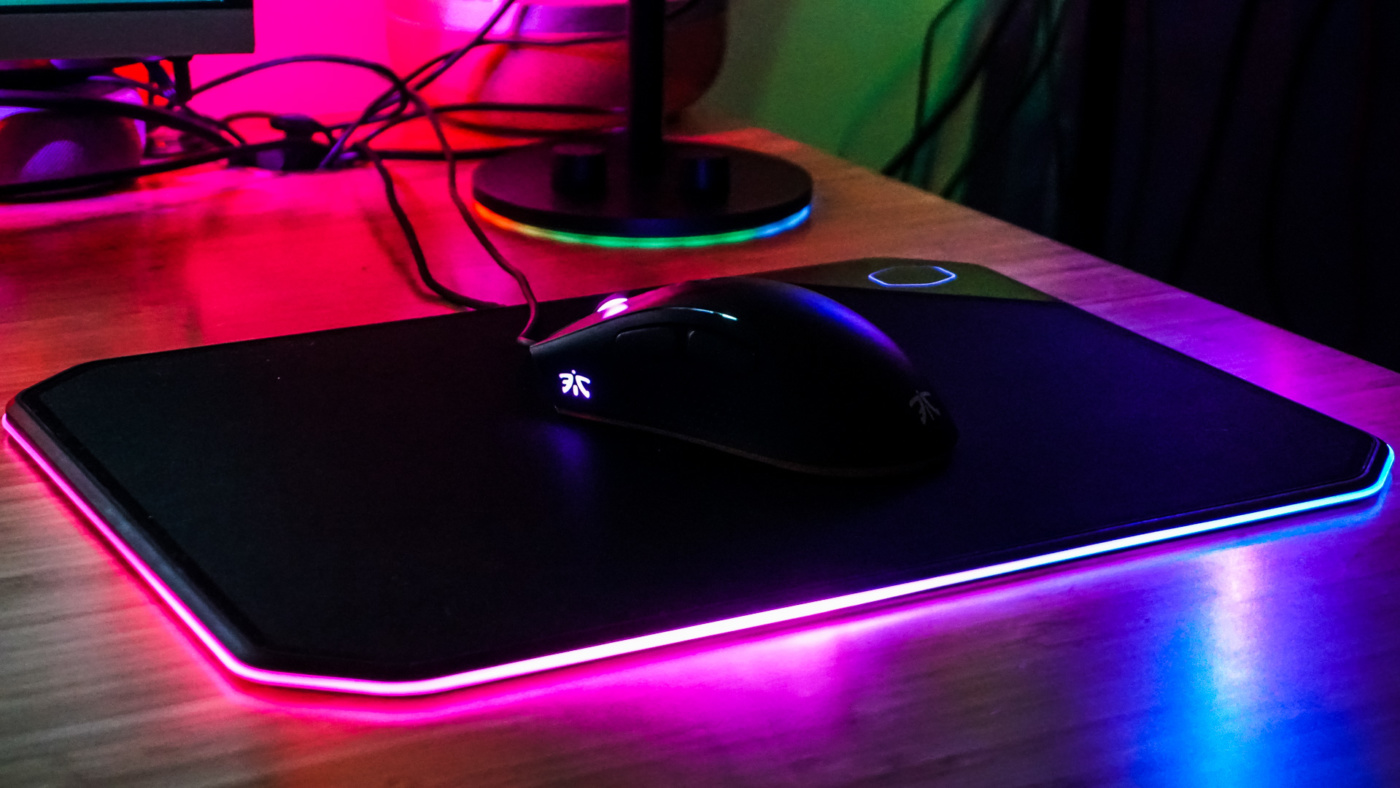 Cooler Master MP860 Dual-Sided RGB Mousepad