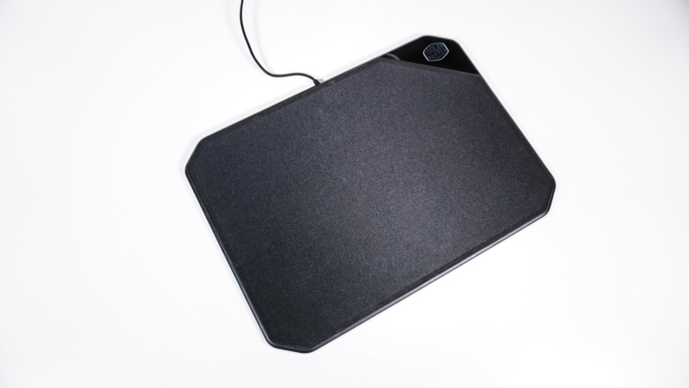 Cooler Master MP860 Dual-Sided RGB Mousepad