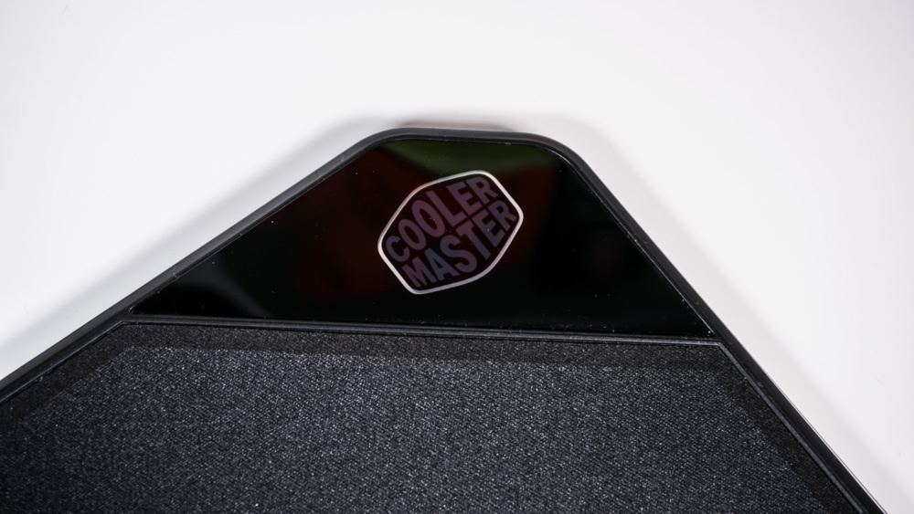 Cooler Master MP860 Dual-Sided RGB Mousepad