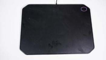 Cooler Master MP860 Dual-Sided RGB Mousepad