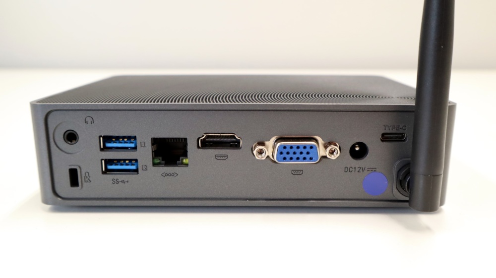 Azulle Byte3 Fanless Mini Desktop PC