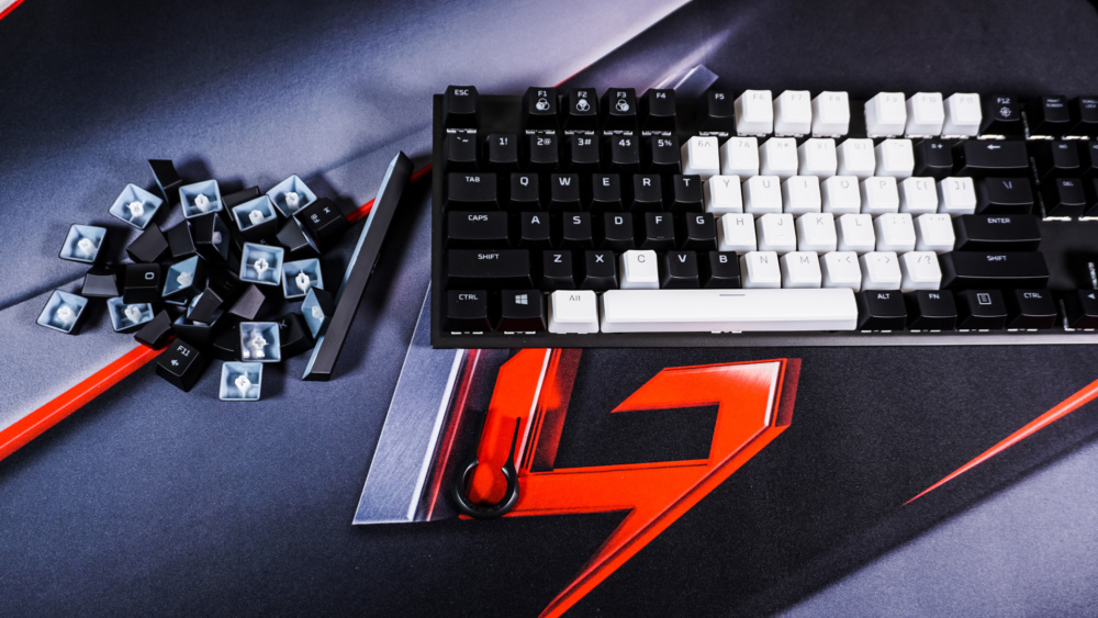 HyperX White Double-Shot PBT Keycaps