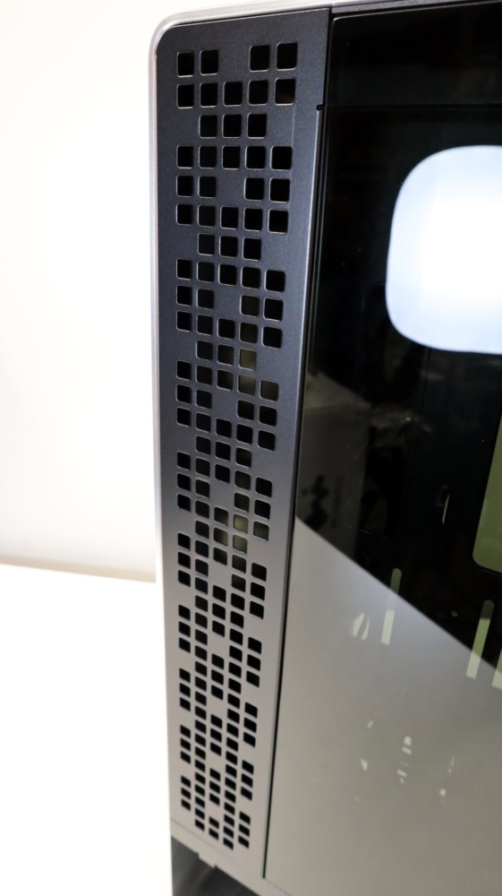 InWin 905