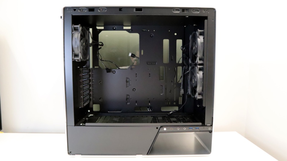InWin 905