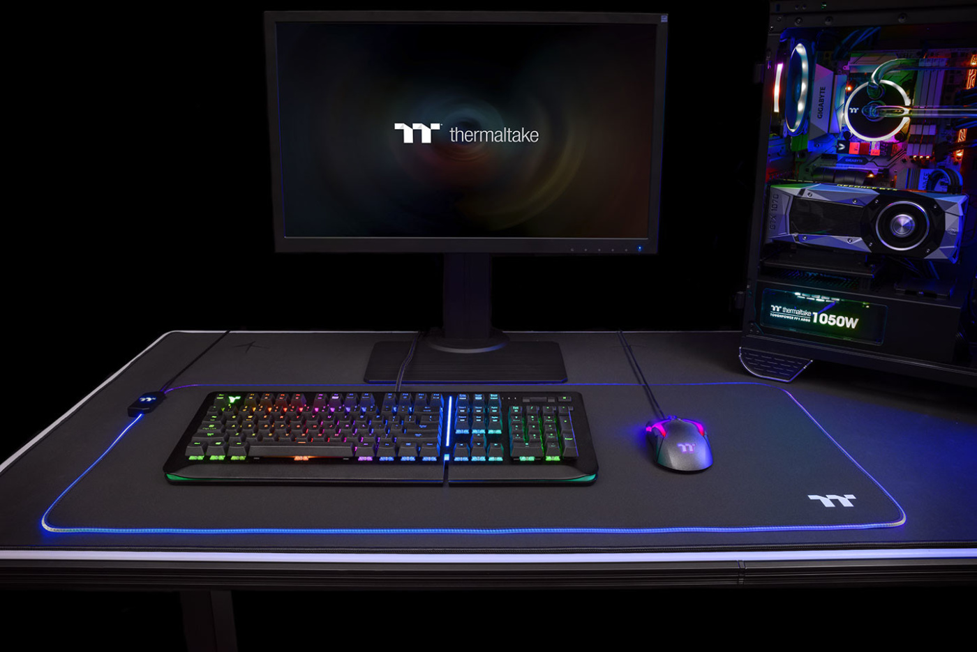 tt level20 mousepad 1