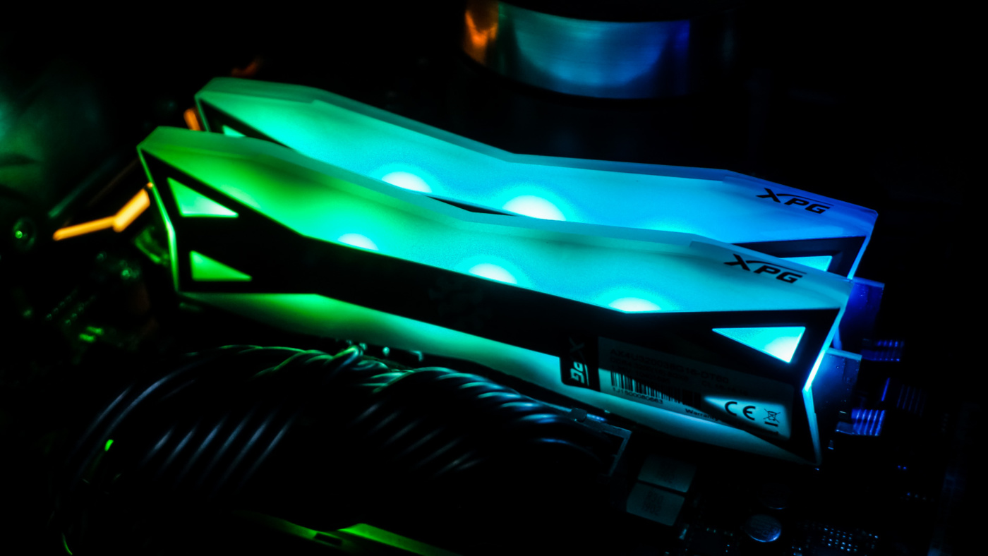 DDR4 3200 8GBx2枚 XPG SPECTRIX D60G ADATA XPG SPECTRIX D60G DDR4 3200 Review - Overclockers