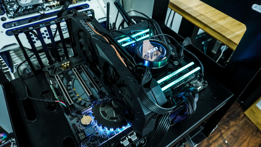 Gigabyte GeForce RTX 2060 Super WindForce OC 8G