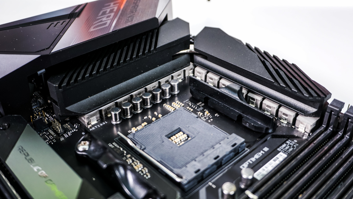 ASUS ROG Crosshair VIII Hero (WiFi) Motherboard
