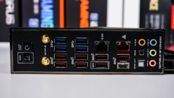 ASUS ROG Crosshair VIII Hero (WiFi) Motherboard