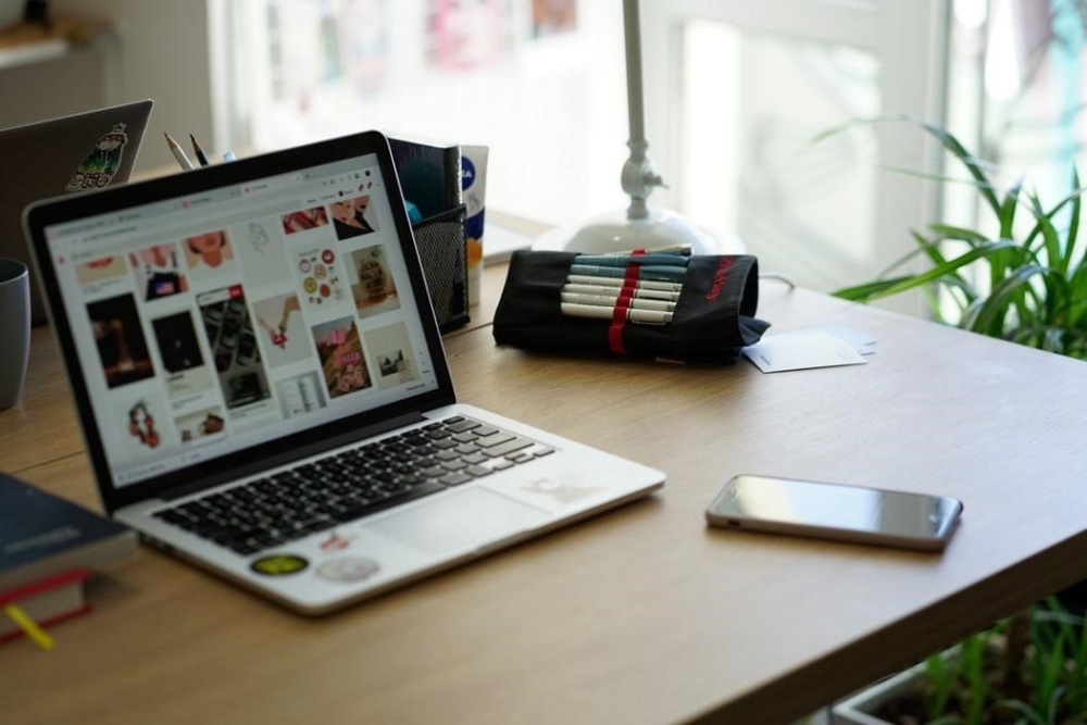 desk 1