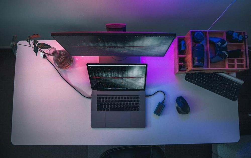 desk 2