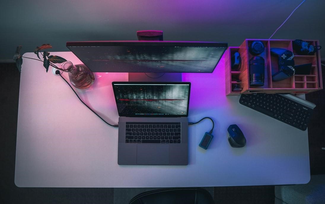 desk 2