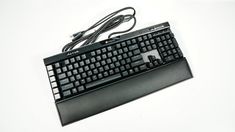 Corsair K95 RGB Platinum XT Gaming Keyboard