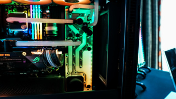 EKWB CES 2020