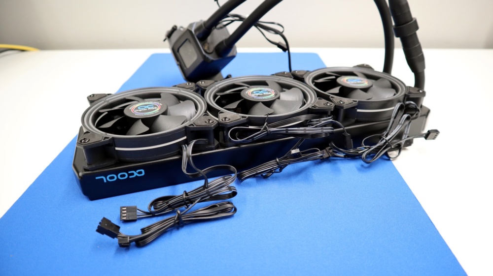 Alphacool_Eisbaer_Aurora_360_AIO