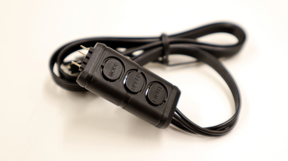 Alphacool_Eisbaer_Aurora_360_AIO