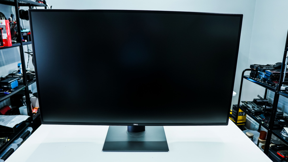 Dell UltraSharp U4320Q