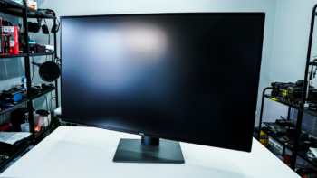Dell UltraSharp U4320Q