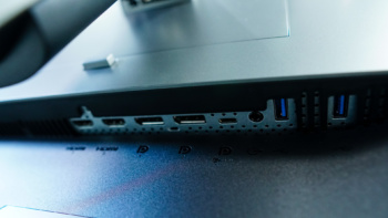 Dell UltraSharp U4320Q
