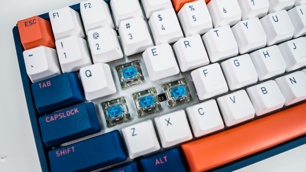 iQunix F96 Coral Sea Wireless Mechanical Keyboard