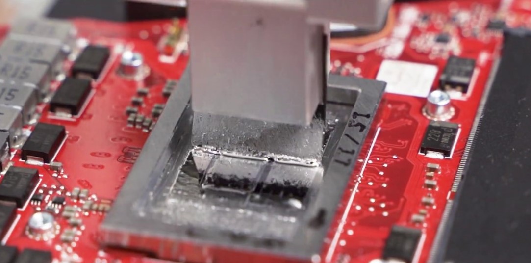 rog liquid metal